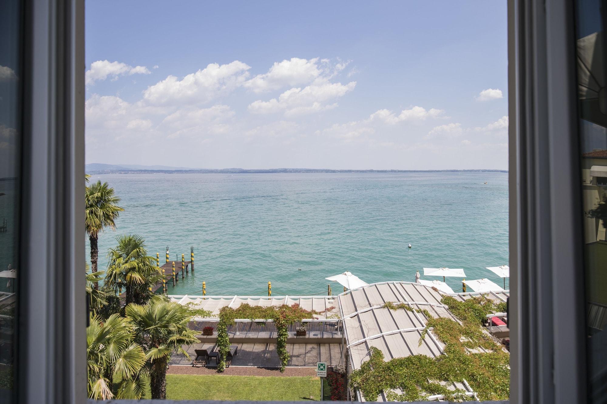 Grand Hotel Terme Sirmione Exterior photo